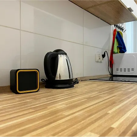 August - Peaceful Retreat, 10 Minutes To Old Town & Seaside Alloggio in famiglia Danzica